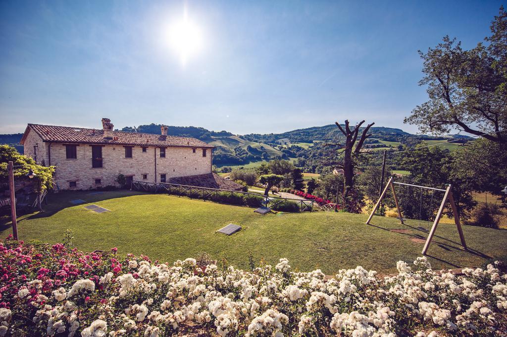 Agriturismo Casal San Sergio Фоссомброне Екстер'єр фото