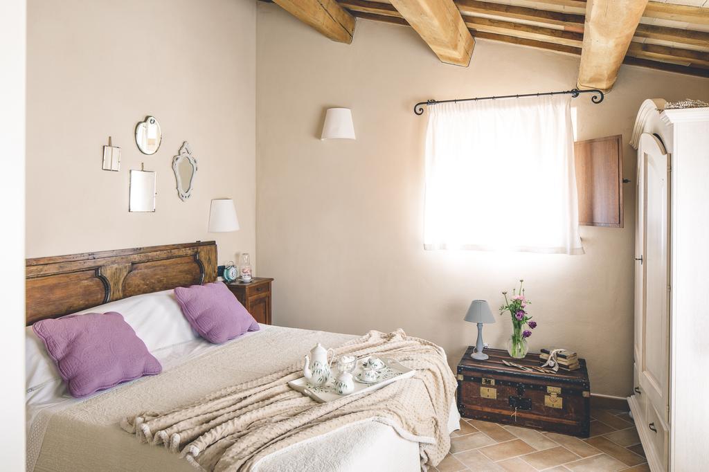 Agriturismo Casal San Sergio Фоссомброне Екстер'єр фото