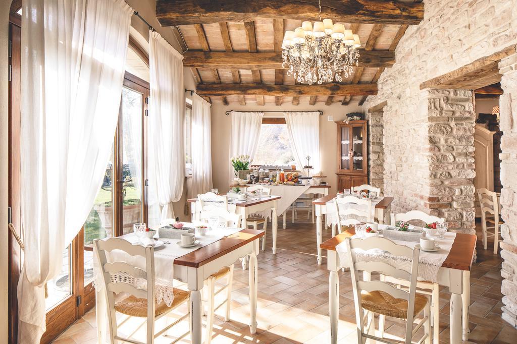 Agriturismo Casal San Sergio Фоссомброне Екстер'єр фото