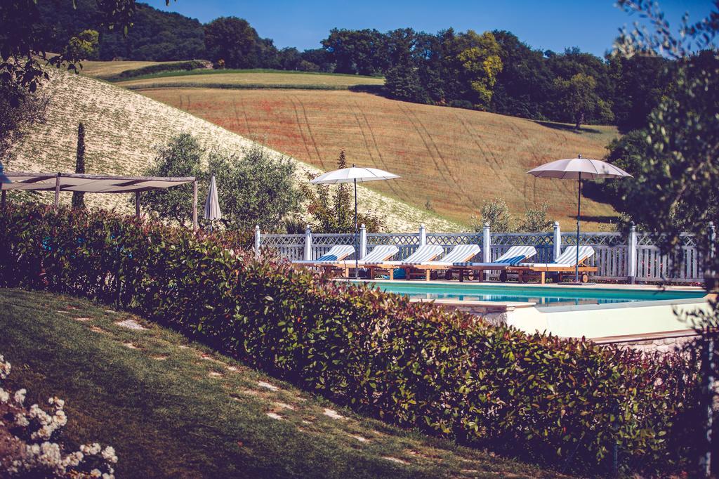 Agriturismo Casal San Sergio Фоссомброне Екстер'єр фото