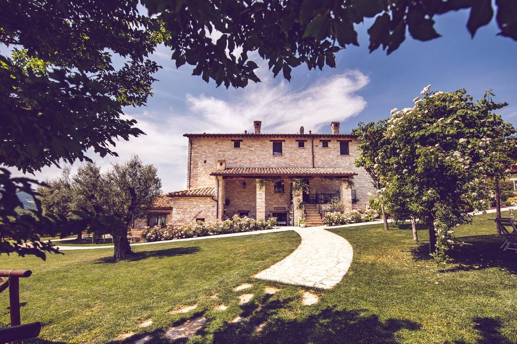 Agriturismo Casal San Sergio Фоссомброне Екстер'єр фото