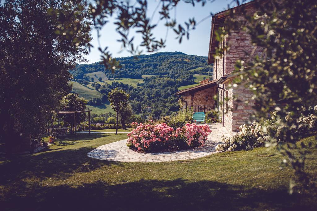 Agriturismo Casal San Sergio Фоссомброне Екстер'єр фото